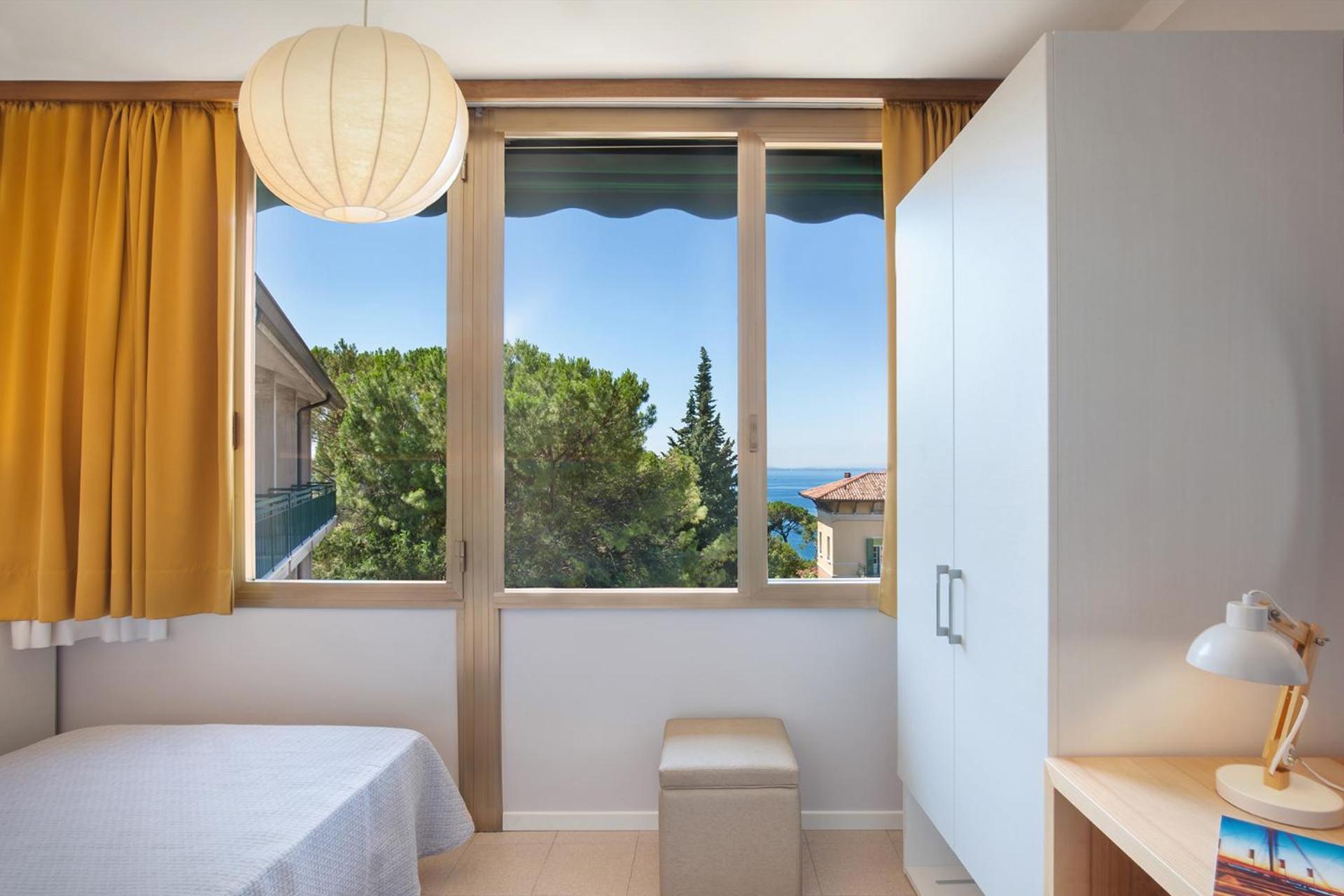 Hotel Gabbiano - Garda Lake Collection Bagian luar foto